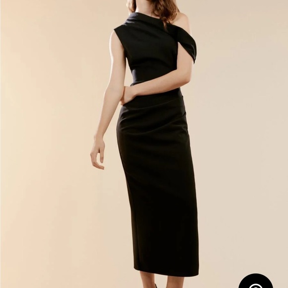 Bardot Elegant Black Off The Shoulder Dress - Picture 1 of 9